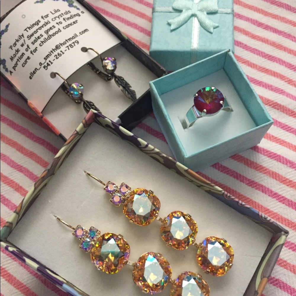 For Ellen.. check out Ellen’s Closet: link below